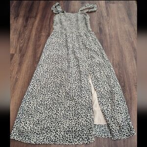 Abercrombie and fitch leopard black/brown dress with slit in women's size S